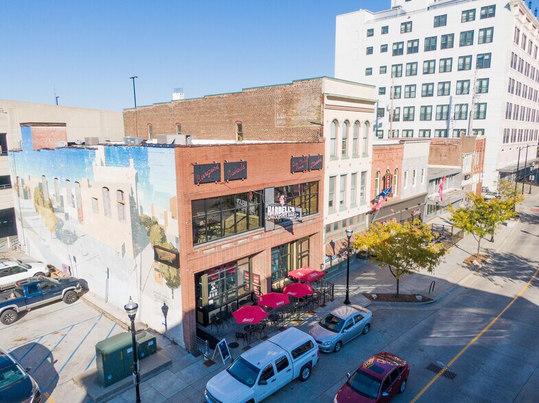 313 Park Central W, Springfield, MO à vendre - Photo de l’immeuble – Image 2 sur 81