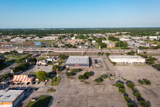 Plus de détails pour 10275 North Fwy, Houston, TX - Local commercial à louer