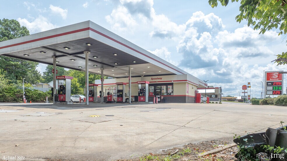 821 Martin Luther King Jr Ave, Oxford, NC à vendre - Photo de l’immeuble – Image 2 sur 4