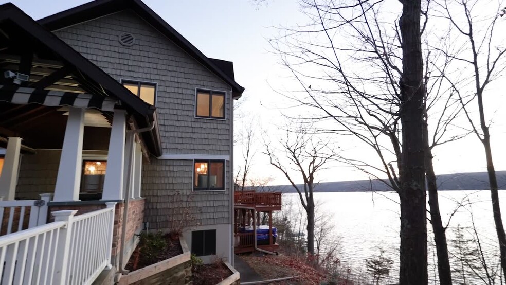 4555 Davies Rd, Burdett, NY à vendre - Vidéo sur l’annonce professionnelle – Image 2 sur 41