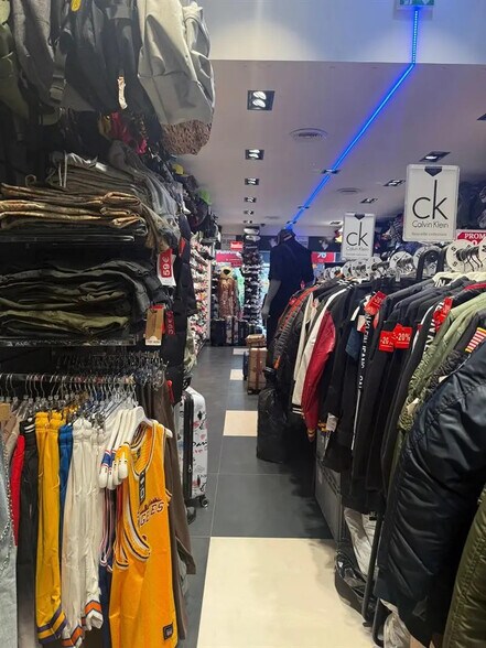 Local commercial dans Paris à louer - Photo intérieure – Image 3 sur 4