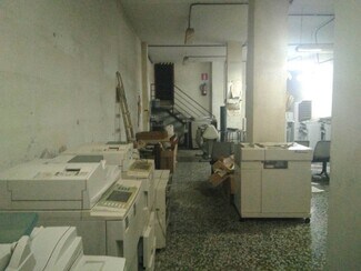 Plus de détails pour Local commercial à louer