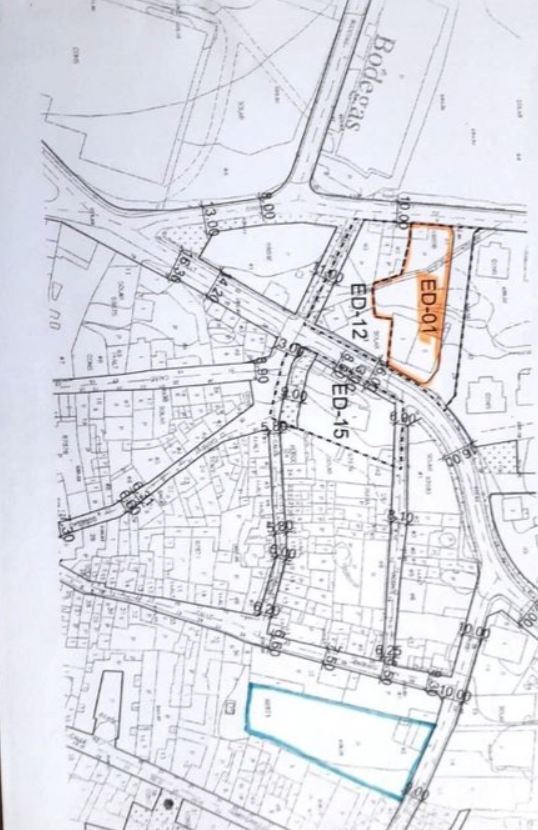 Terrain dans Fuente el Saz de Jarama, Madrid à vendre Photo principale– Image 1 sur 4