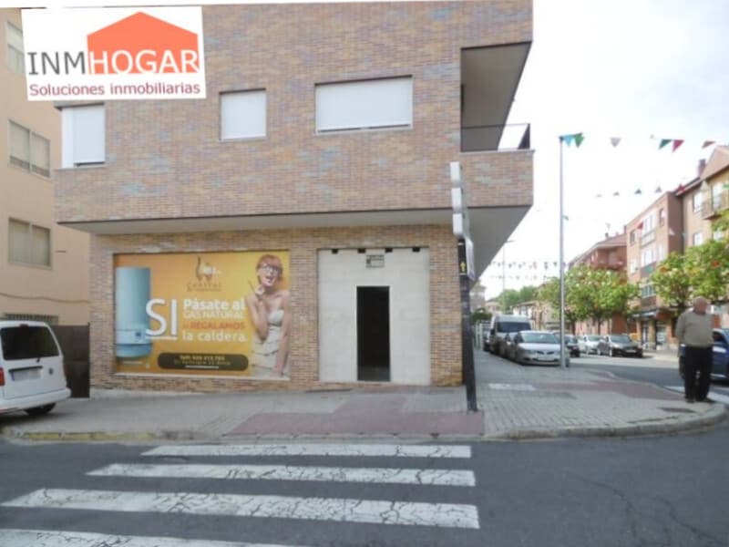 Local commercial dans Ávila, Ávila à louer Photo intérieure– Image 1 sur 4