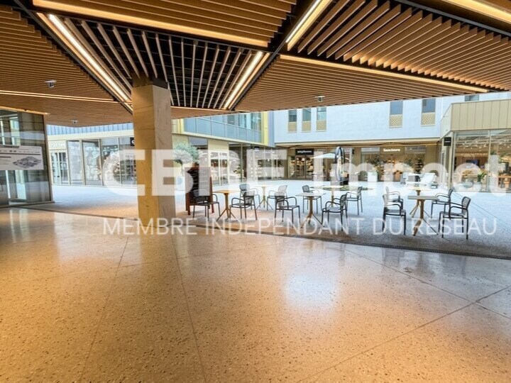 Local commercial dans Dijon à louer - Photo de l’immeuble – Image 3 sur 4