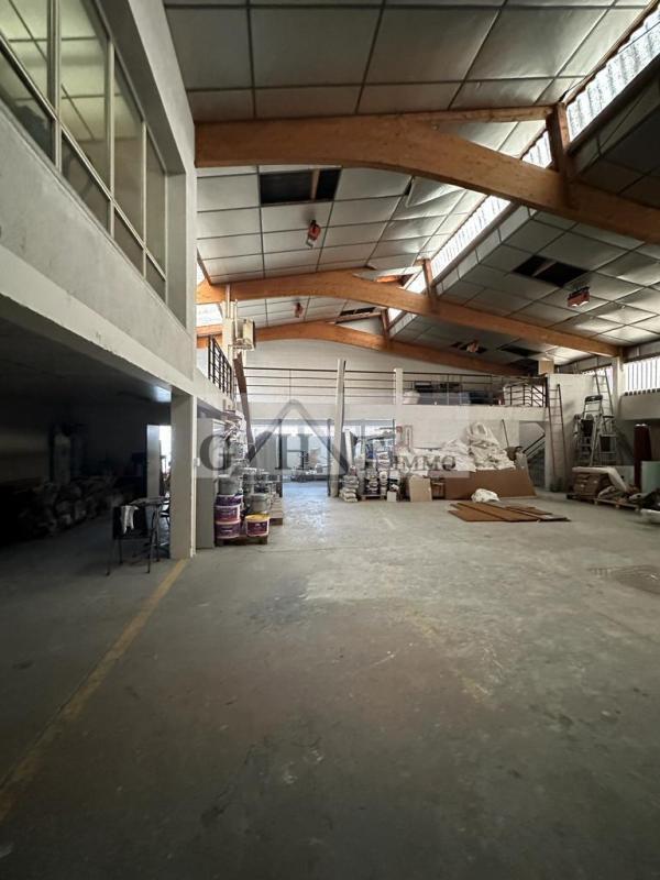 Plus de détails pour Industriel/Logistique à vendre