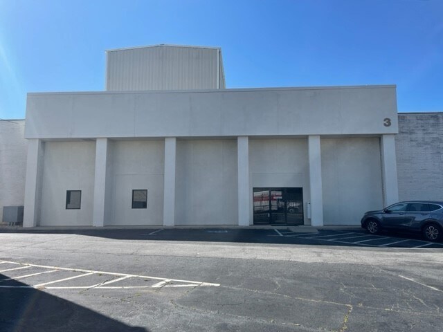 6700 Dawson Blvd, Norcross, GA à louer - Photo de l’immeuble – Image 2 sur 11