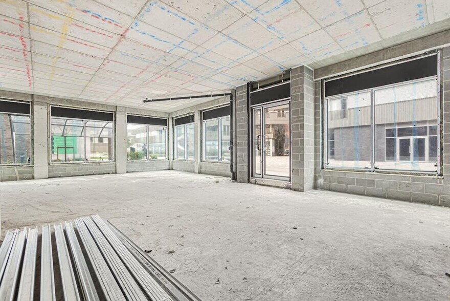 12 Tandy Pl, Londres à louer - Photo de l’immeuble – Image 1 sur 7