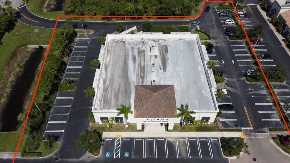 410 S State Road 7, Royal Palm Beach, FL à louer - Photo de l’immeuble – Image 3 sur 4