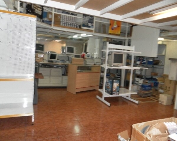 Local commercial dans Córdoba, Córdoba à louer - Photo de l’immeuble – Image 2 sur 6