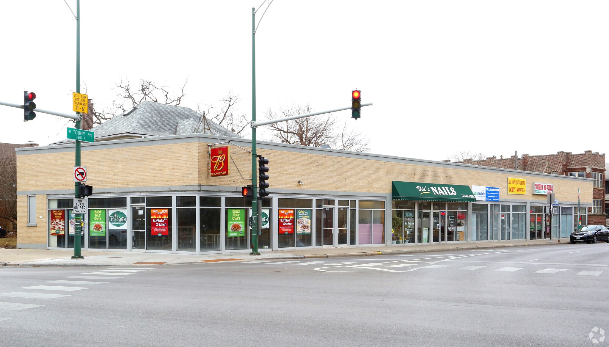 7126 N Ridge Blvd, Chicago, IL à louer Photo principale– Image 1 sur 10