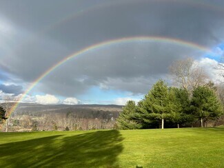 Plus de détails pour 9 Rose Hill Rd, Portland, CT - Sports et loisirs à vendre