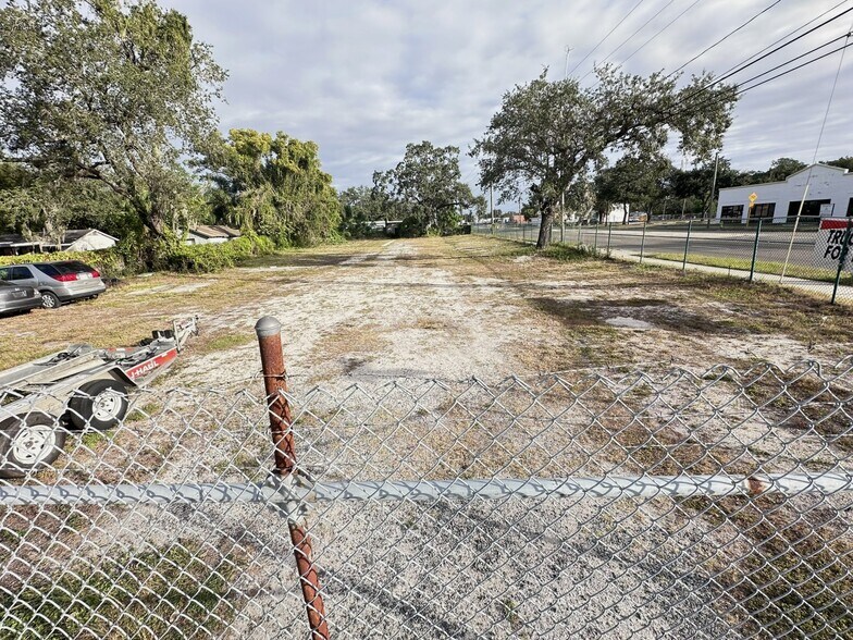 10102 N Nebraska Ave, Tampa, FL à vendre - Photo principale – Image 1 sur 6