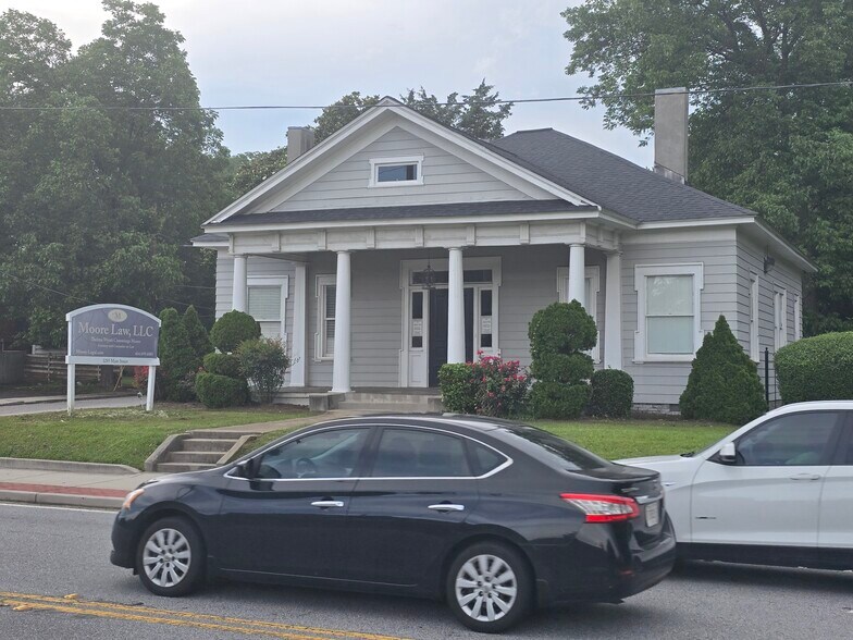 3285 Main St, College Park, GA à vendre - Photo de l’immeuble – Image 1 sur 18