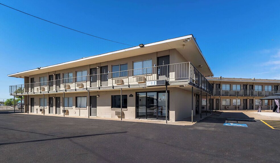 1000 S Midkiff Rd, Midland, TX à vendre - Photo de l’immeuble – Image 3 sur 22