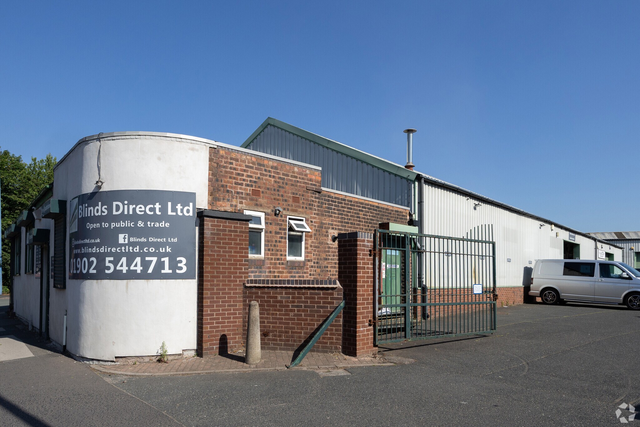 Sedgley Rd W, Tipton à louer Photo principale– Image 1 sur 4