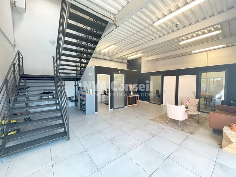 Local commercial dans Herblay-sur-Seine à louer - Photo de l’immeuble – Image 1 sur 10