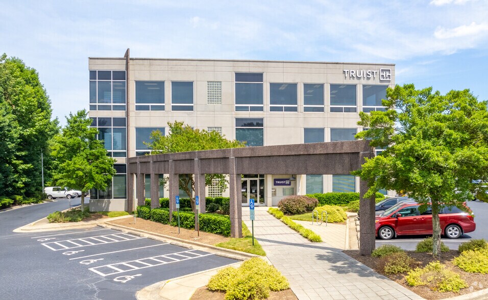 1530 N Gregson St, Durham, NC à louer - Photo de l’immeuble – Image 3 sur 13