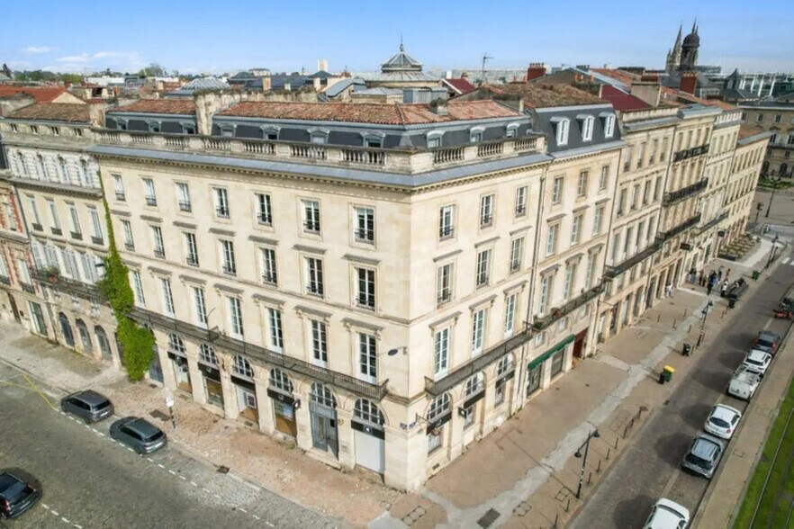 Bureau dans Bordeaux à louer - Photo de l’immeuble – Image 2 sur 15
