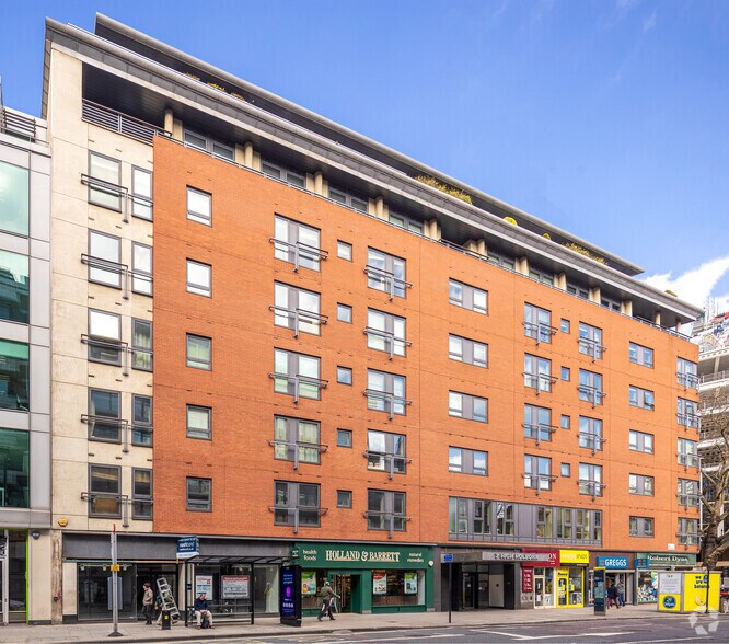 3 Gray's Inn Rd, Londres à louer - Photo de l’immeuble – Image 3 sur 4