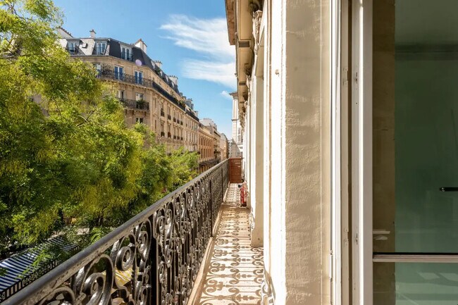 Plus de détails pour 4 Rue Choron, Paris - Bureau à louer