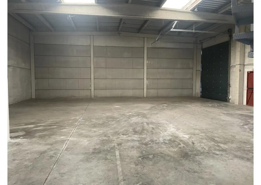 Bureau dans Mons-en-Baroeul à louer - Photo de l’immeuble – Image 2 sur 5
