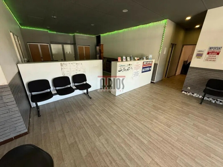 Bureau dans Toulon à louer - Photo de l’immeuble – Image 2 sur 4