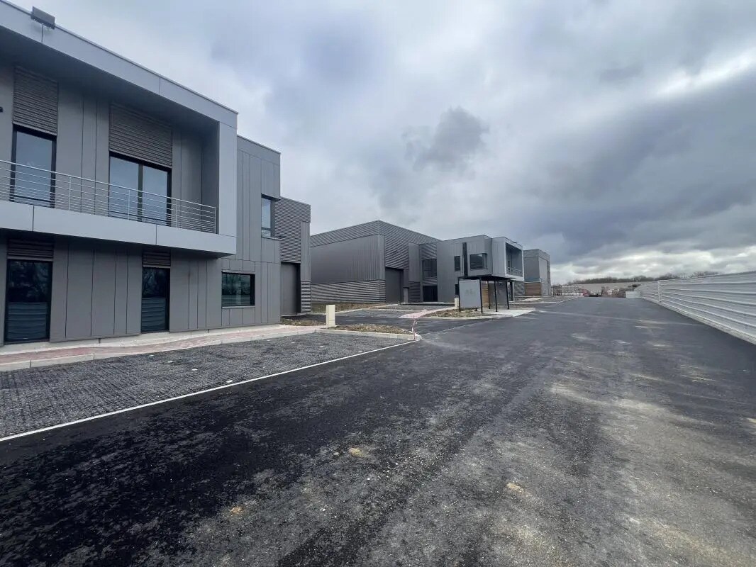 Rue Du Poteau, Courtry à louer Photo de l’immeuble– Image 1 sur 7