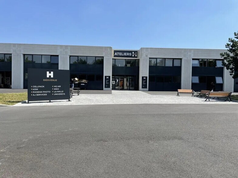 Local d’activités dans Herblay-sur-Seine à louer - Photo de l’immeuble – Image 1 sur 9
