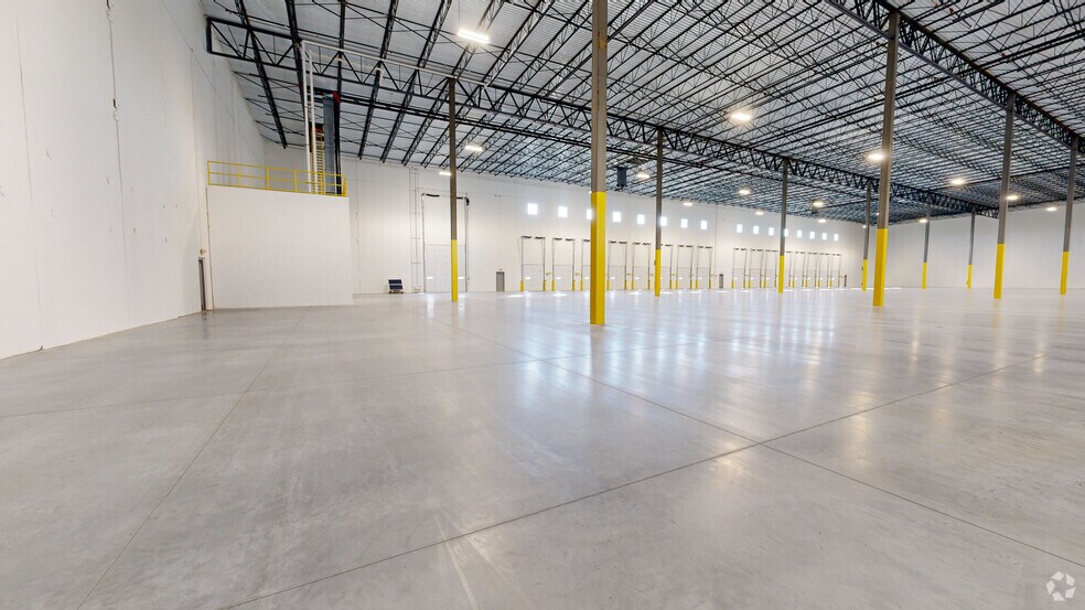 925 Newark Ave, Elizabeth, NJ à louer - Numérisation 3D Matterport – Image 3 sur 31