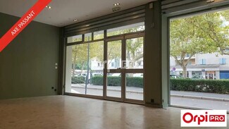 Plus de détails pour Local commercial à louer