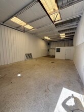 1880 Commerce Rd, Athens, GA à louer Photo intérieure– Image 1 sur 8