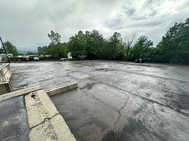 201 N Route 9W, Congers, NY à louer Photo principale– Image 1 sur 3