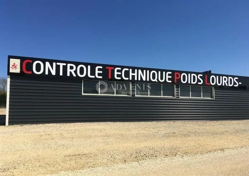 Industriel/Logistique dans Antonne-et-Trigonant à vendre - Photo de l’immeuble – Image 1 sur 6