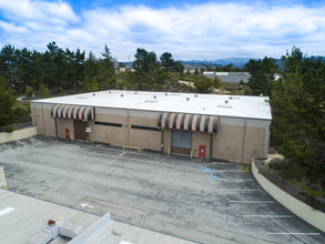 2901 Salinas Hwy, Monterey, CA à louer Photo de l’immeuble– Image 2 sur 11