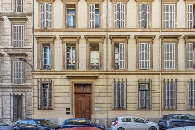 Plus de détails pour 55 Rue Sylvabelle, Marseille - Bureau à vendre