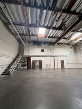 24932 Avenue Kearny, Valencia, CA à louer Photo intérieure– Image 2 sur 5