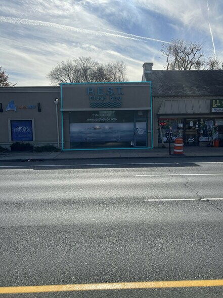 442 Sunrise Hwy, Rockville Centre, NY à vendre - Photo de l’immeuble – Image 1 sur 3