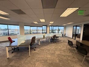 3070 Bristol St, Costa Mesa, CA à louer Photo intérieure– Image 1 sur 9