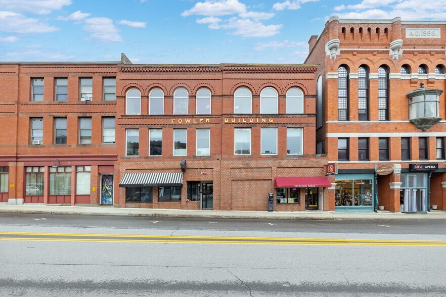 26 Pleasant St, Concord, NH à vendre - Photo de l’immeuble – Image 1 sur 30