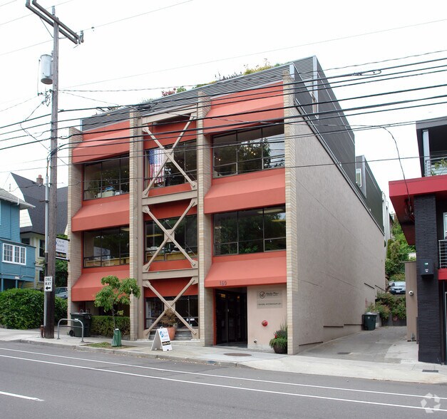 160 Roy St, Seattle, WA à vendre - Photo de l’immeuble – Image 2 sur 52