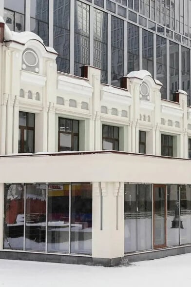 Local commercial dans Istres à vendre - Photo de l’immeuble – Image 1 sur 3