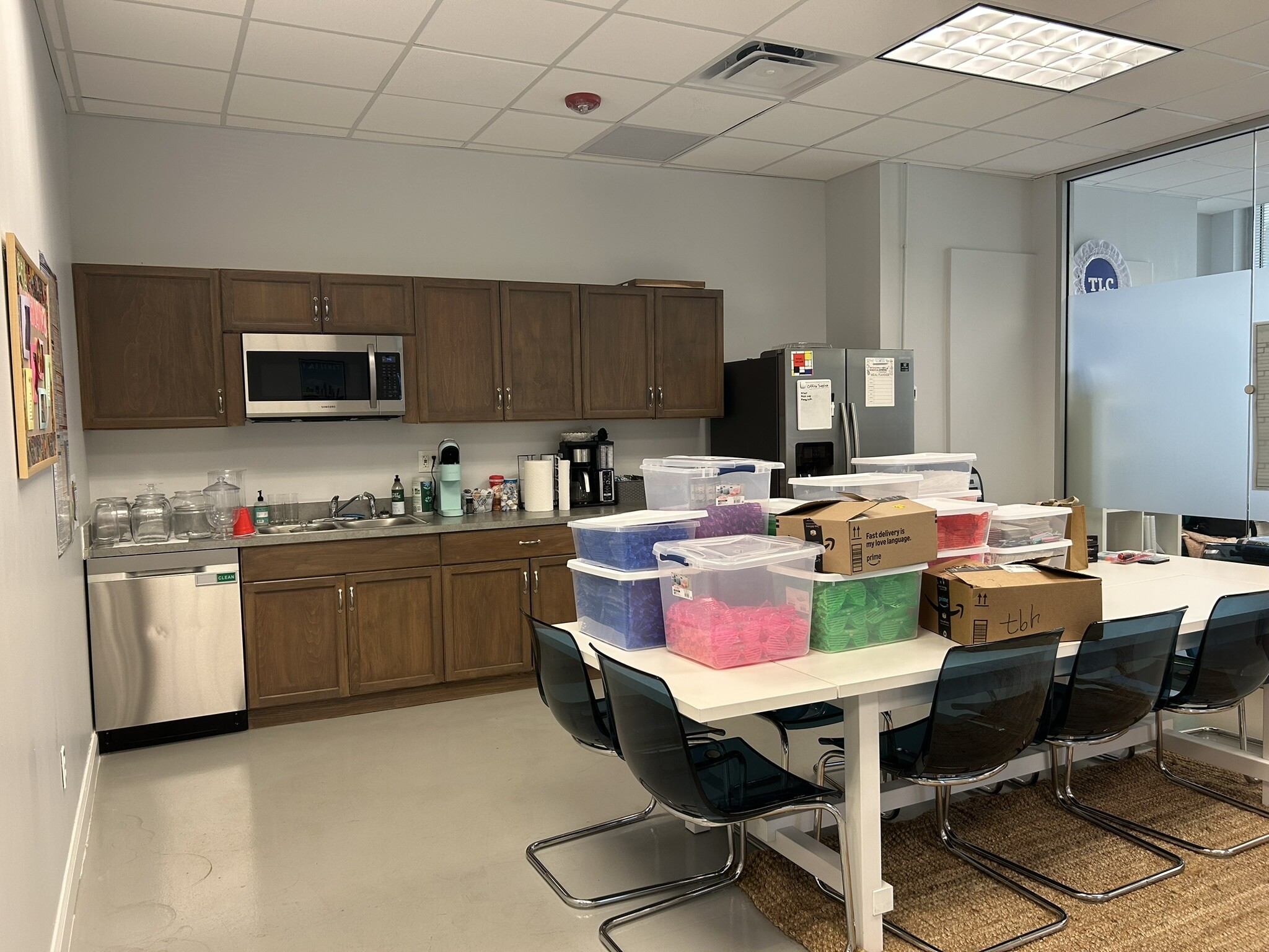 8256 Exchange Dr, Orlando, FL à louer Photo de l’immeuble– Image 1 sur 6