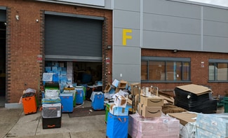Plus de détails pour Dominion Rd, Southall - Industriel/Logistique à louer