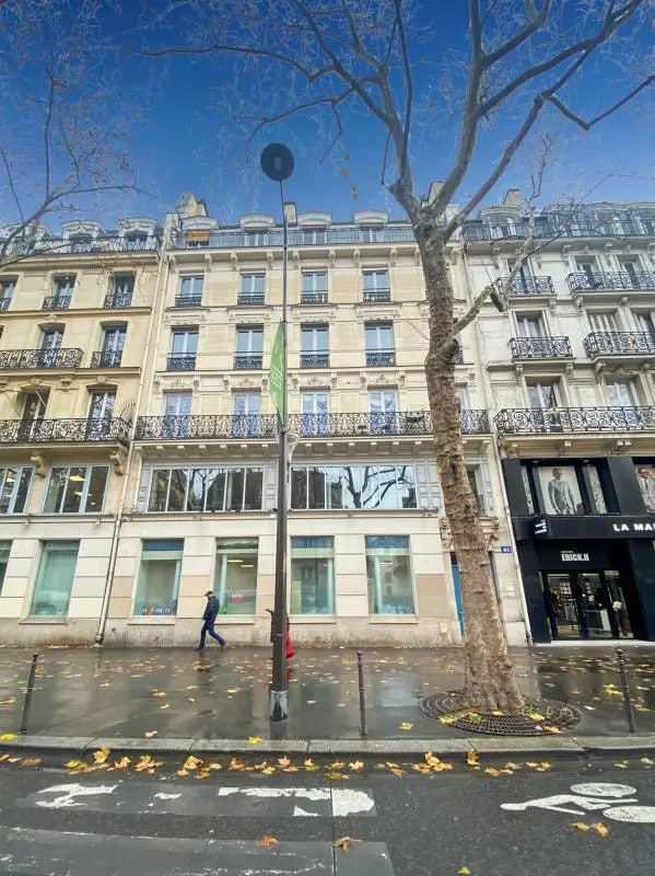 Bureau dans Paris à louer Photo de l’immeuble– Image 1 sur 10