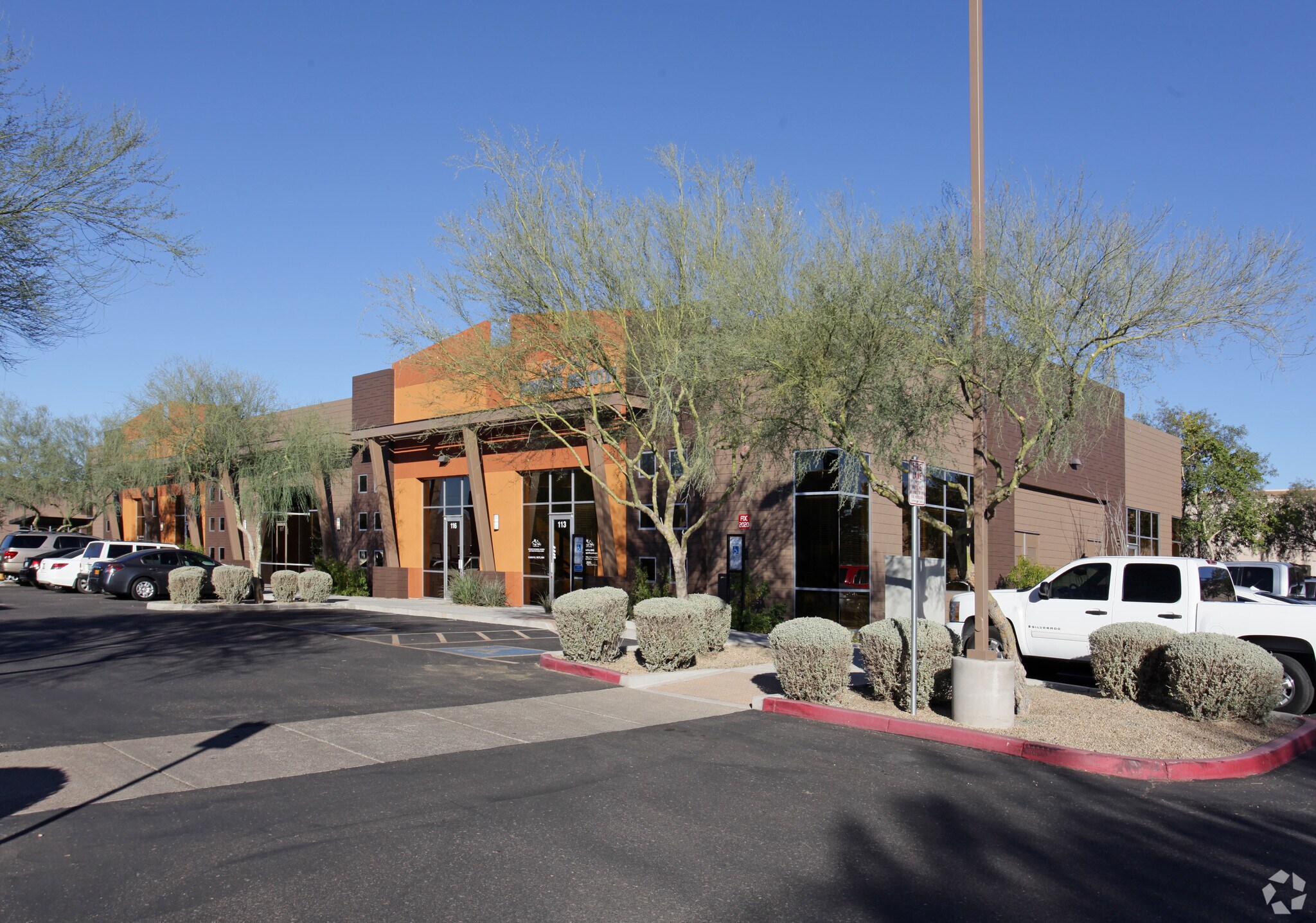 2020 W Whispering Wind Dr, Phoenix, AZ à vendre Photo principale– Image 1 sur 6