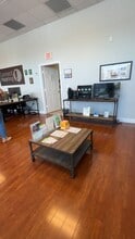 2222-2248 NE 123rd St, Miami, FL à louer - Vidéo sur l’annonce professionnelle 
