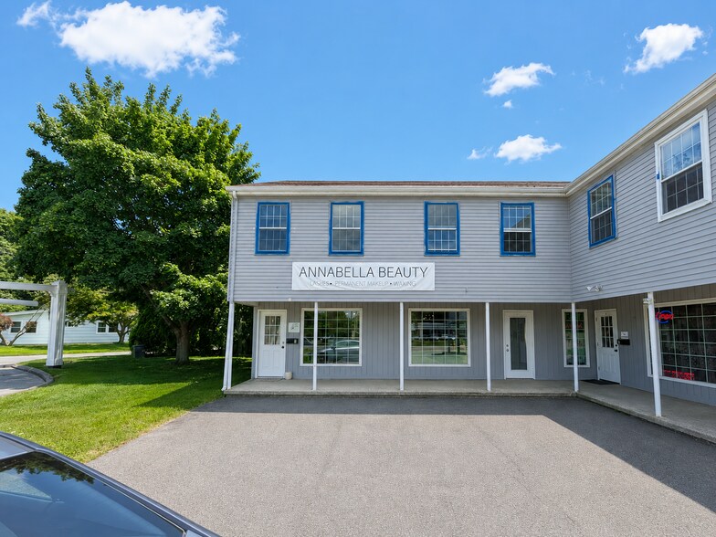 880 Boston Post Rd, Old Saybrook, CT à vendre - Photo de l’immeuble – Image 3 sur 30