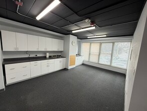 253-257 N York St, Elmhurst, IL à louer Photo intérieure– Image 1 sur 15