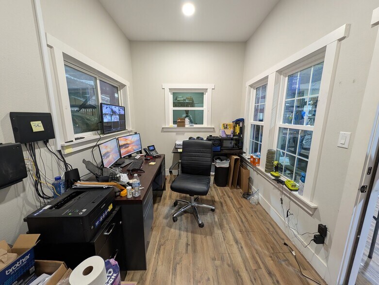300 Kelly St, Waco, TX à vendre - Photo de l’immeuble – Image 3 sur 5